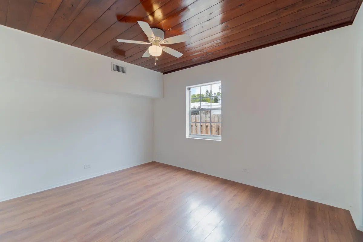 NOMAR West Palm Beach Residence photo 10