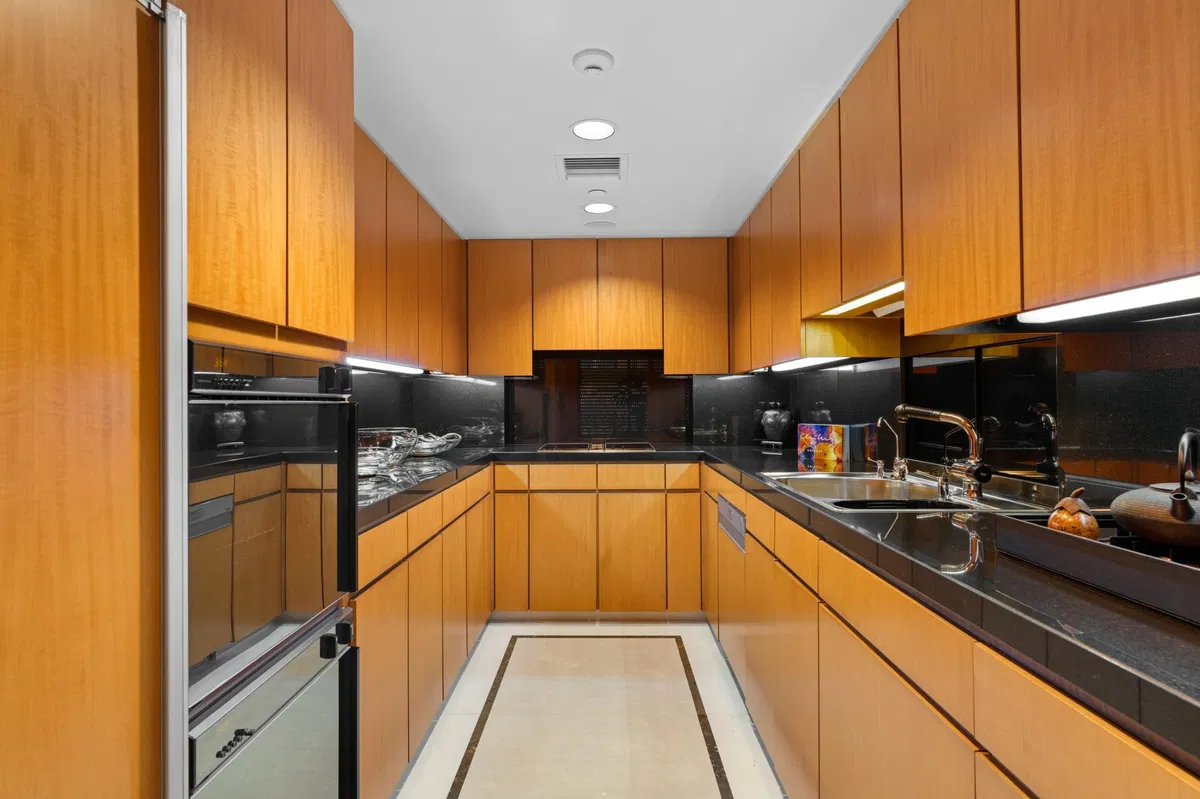 Palm Beach Biltmore Unit 712-E photo 10