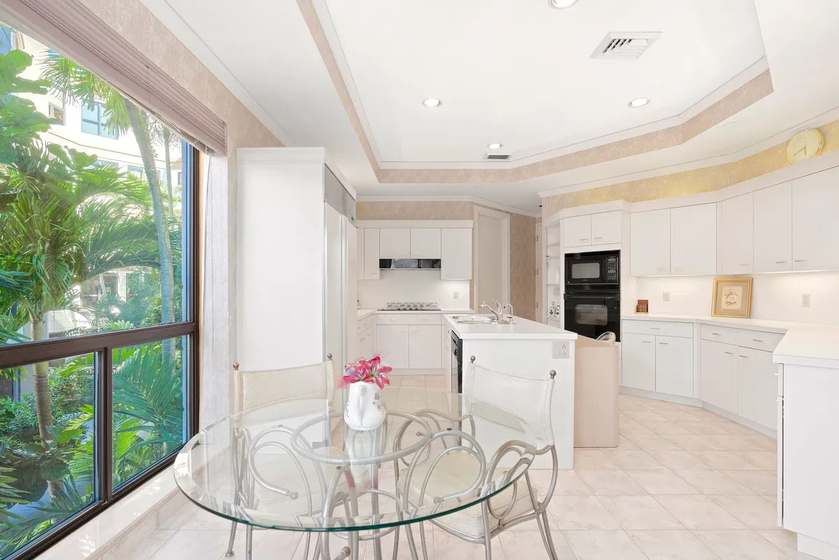 Boca Grove Unit 602 photo 10