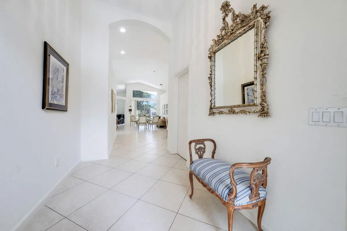 Residence photo 10