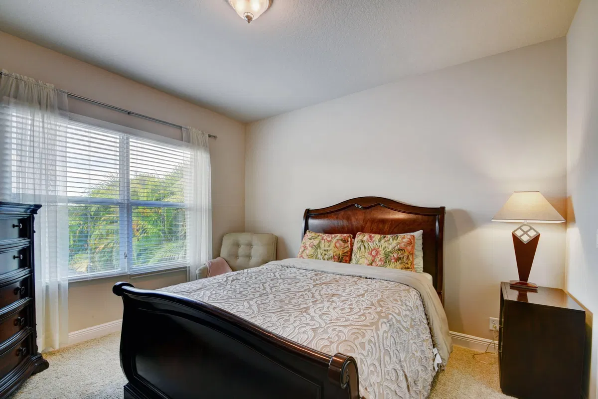 Residence photo 31