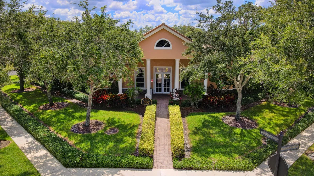 Residence photo 46