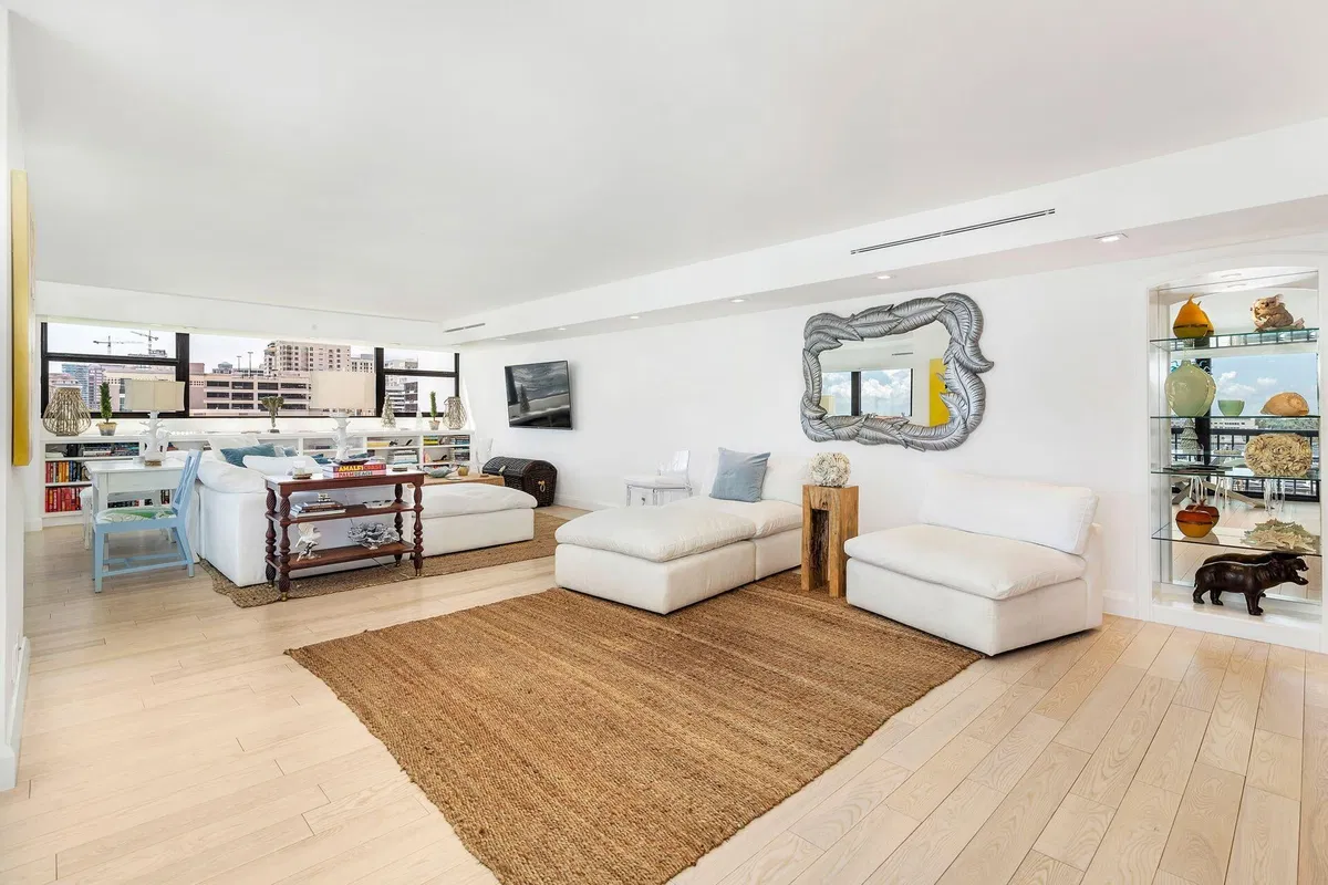 Waterview Towers Unit 706 photo 7