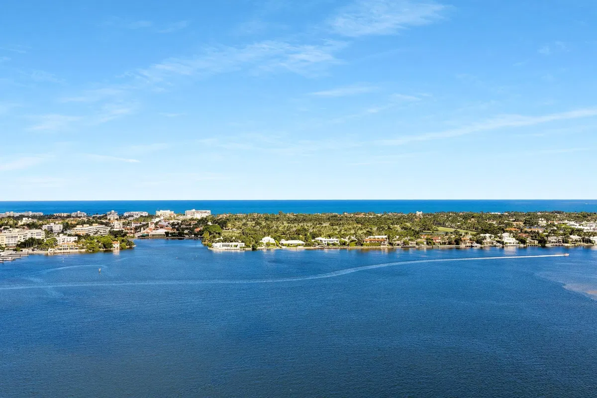 La Clara Palm Beach Unit 2001 photo 40