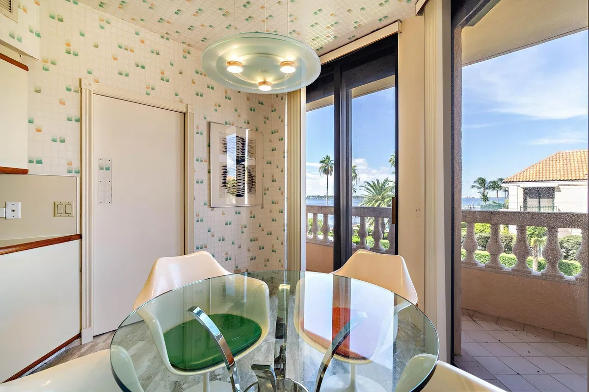 L'Ermitage Palm Beach Unit 205 photo 7