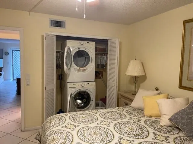 Unit 206 photo 10
