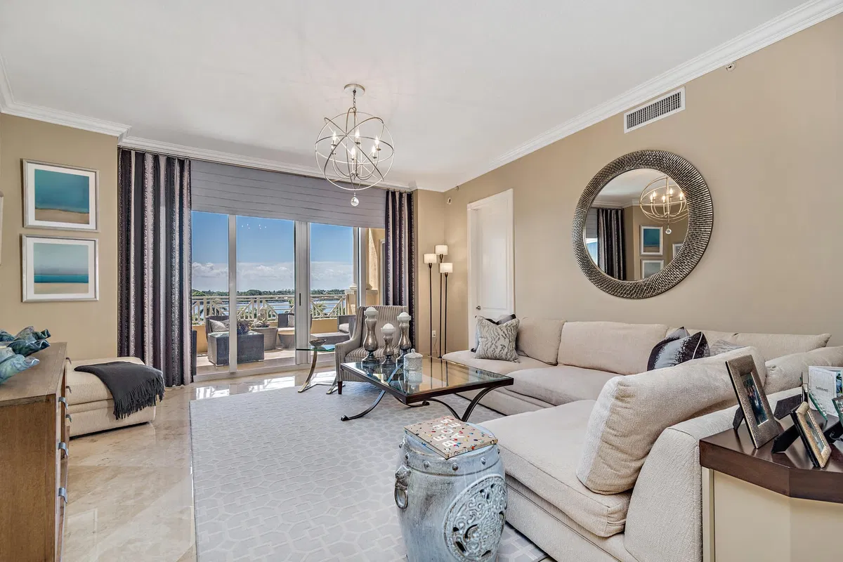 Esplanade Grande Unit 503 photo 4