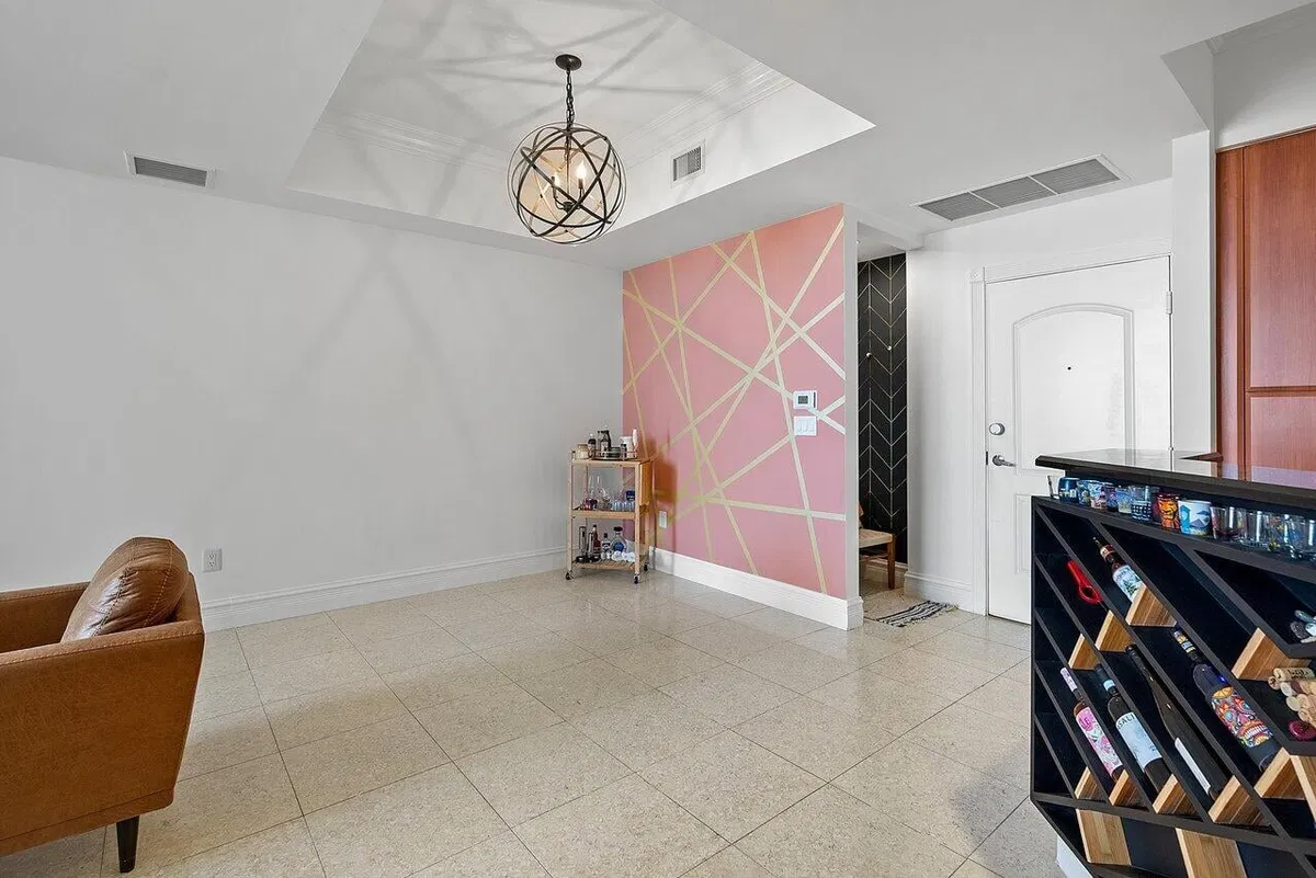 One City Plaza Unit 1418 photo 10