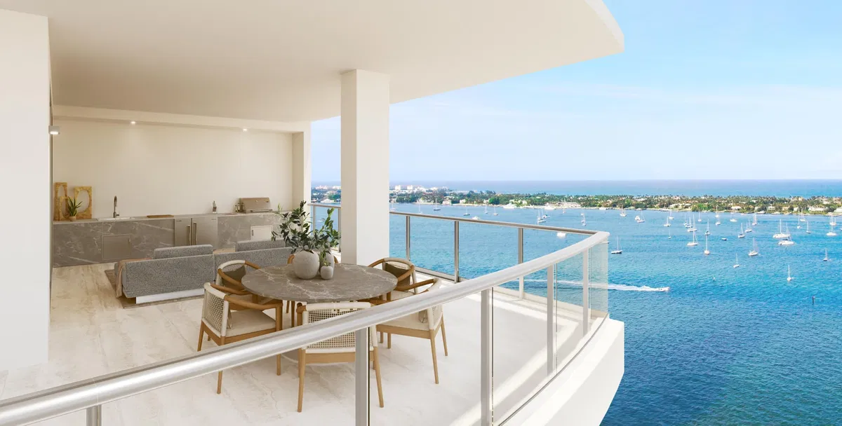 Alba Palm Beach Unit 2001 photo 4