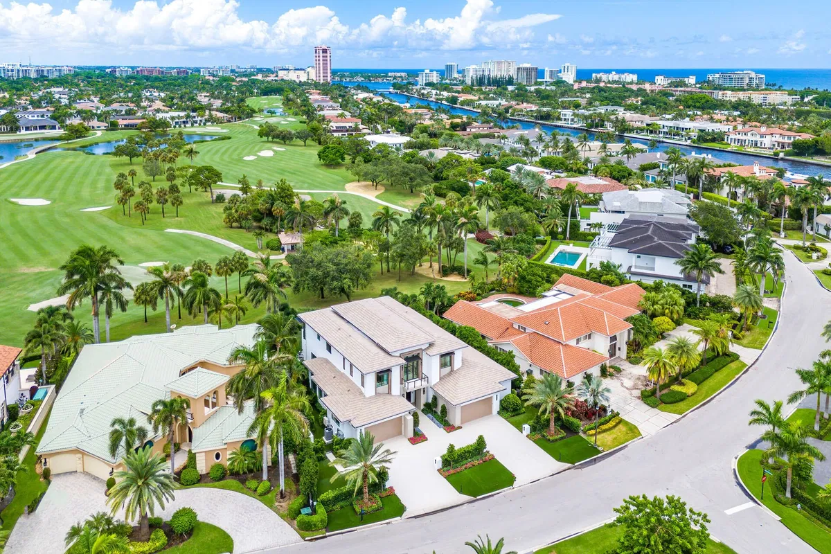 Royal Palm Yacht and Country Club Residence