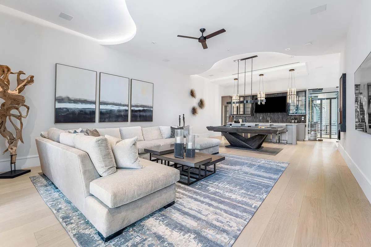 Royal Palm Yacht and Country Club Residence photo 31