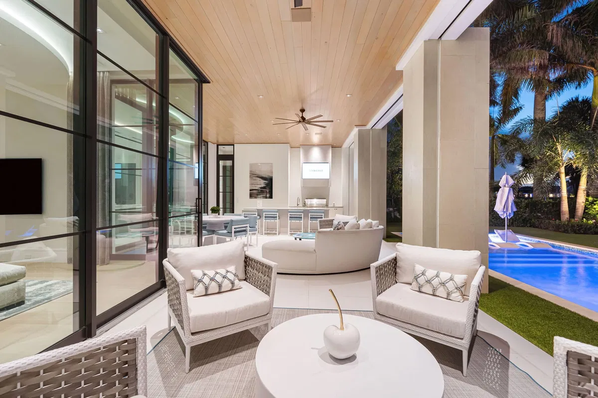 Royal Palm Yacht and Country Club Residence photo 76