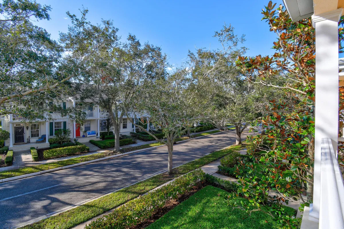 Charleston Court at Abacoa Residence photo 40