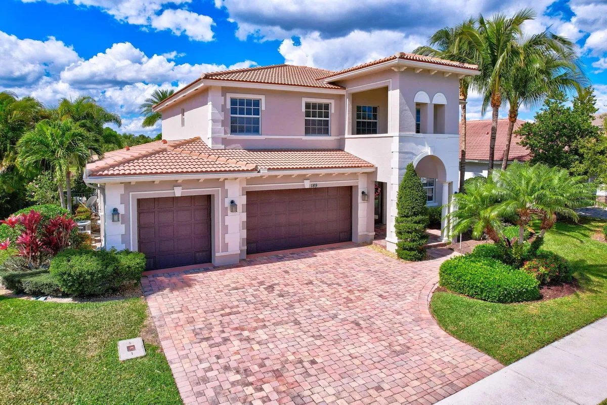 Rialto Jupiter Residence