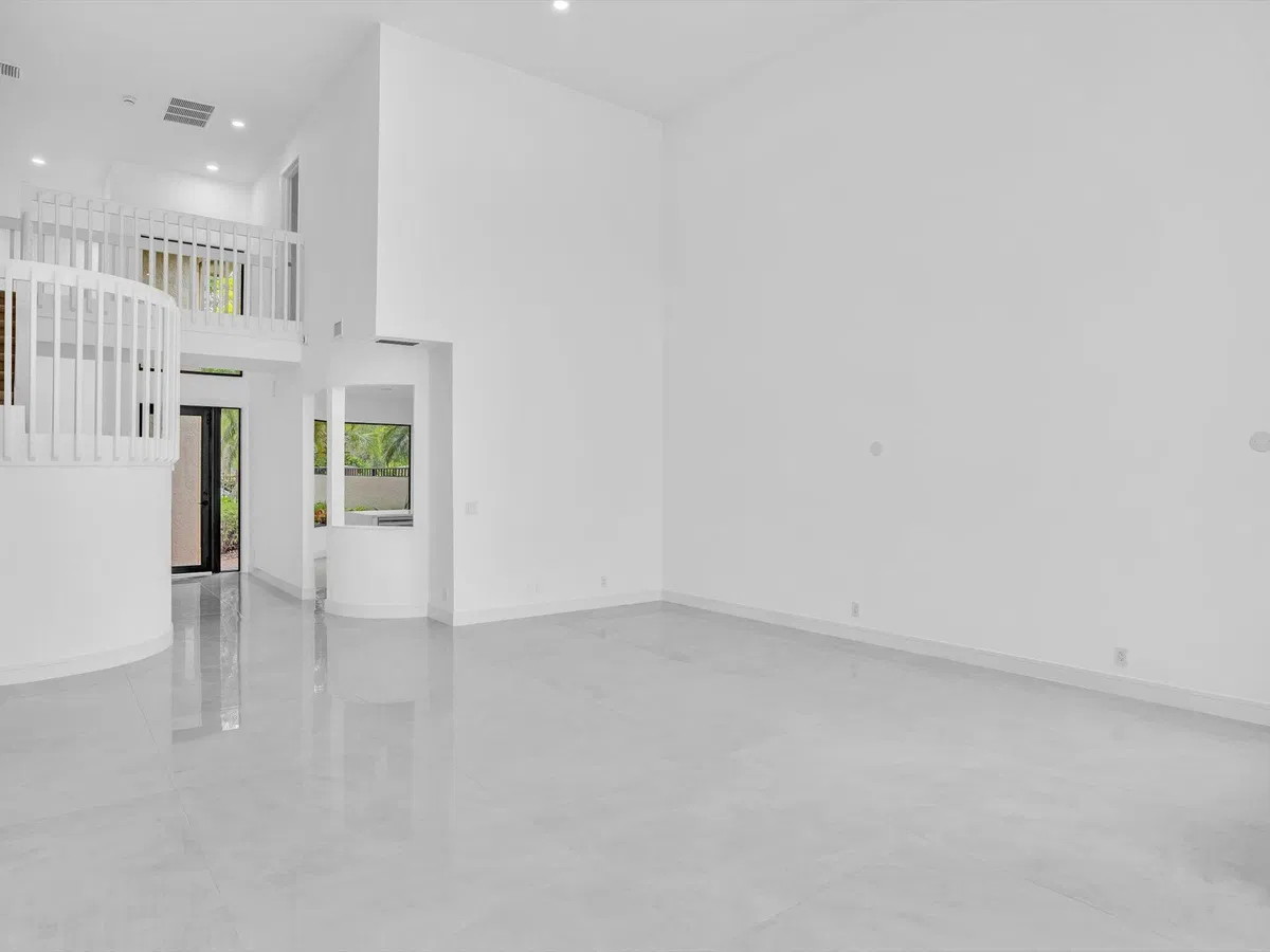 Frenchman's Creek Residence photo 19
