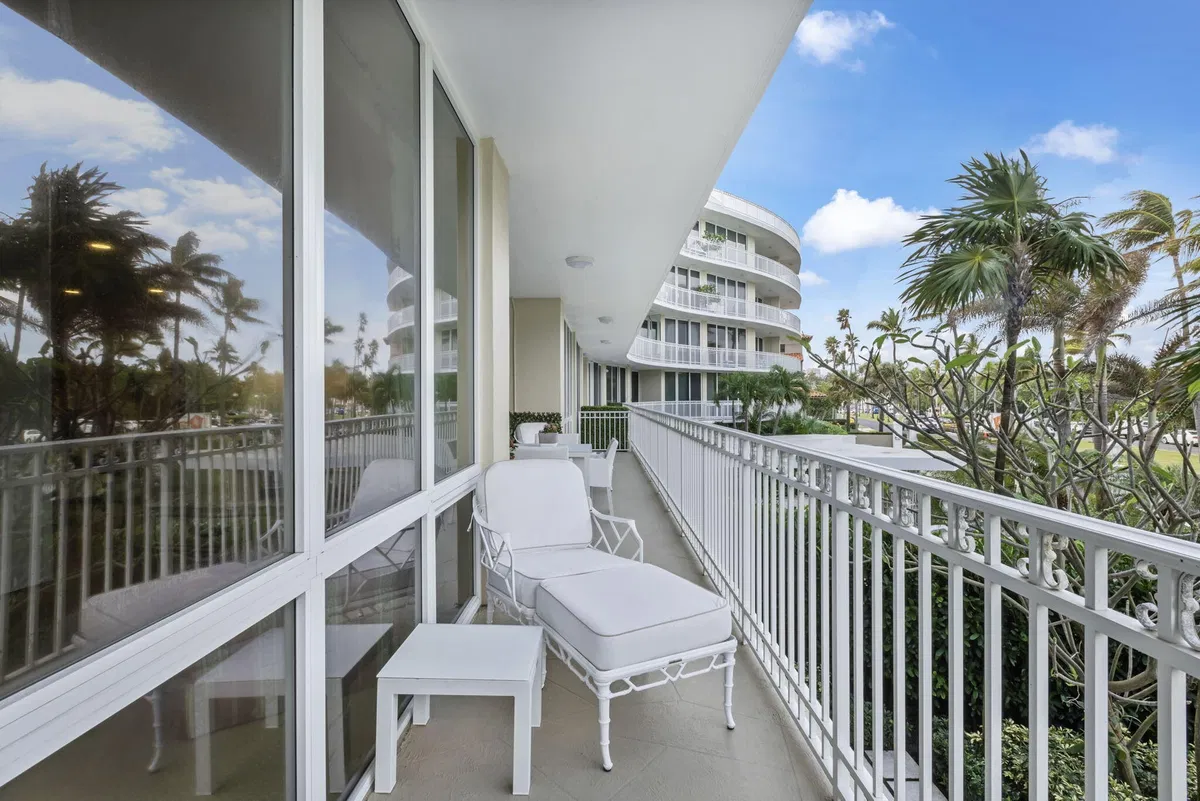 One Royal Palm Way Palm Beach Unit D2 photo 31