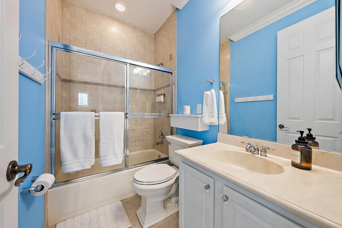 Canterbury Place Residence photo 31