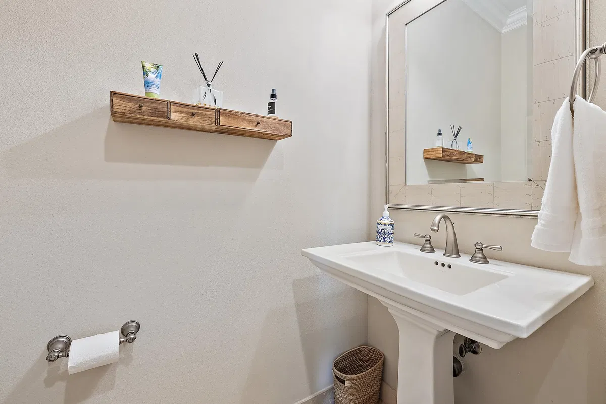 Canterbury Place Residence photo 34