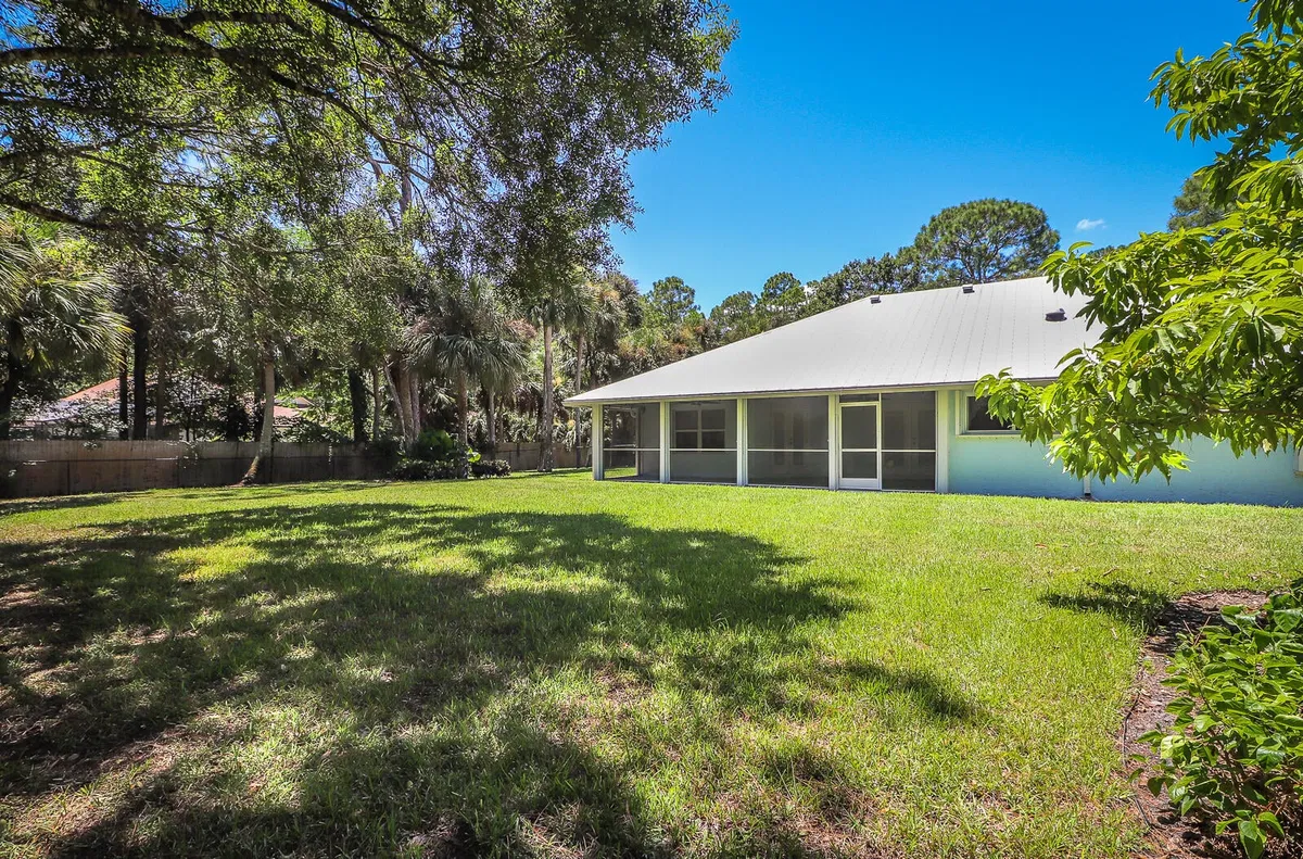 Residence photo 37