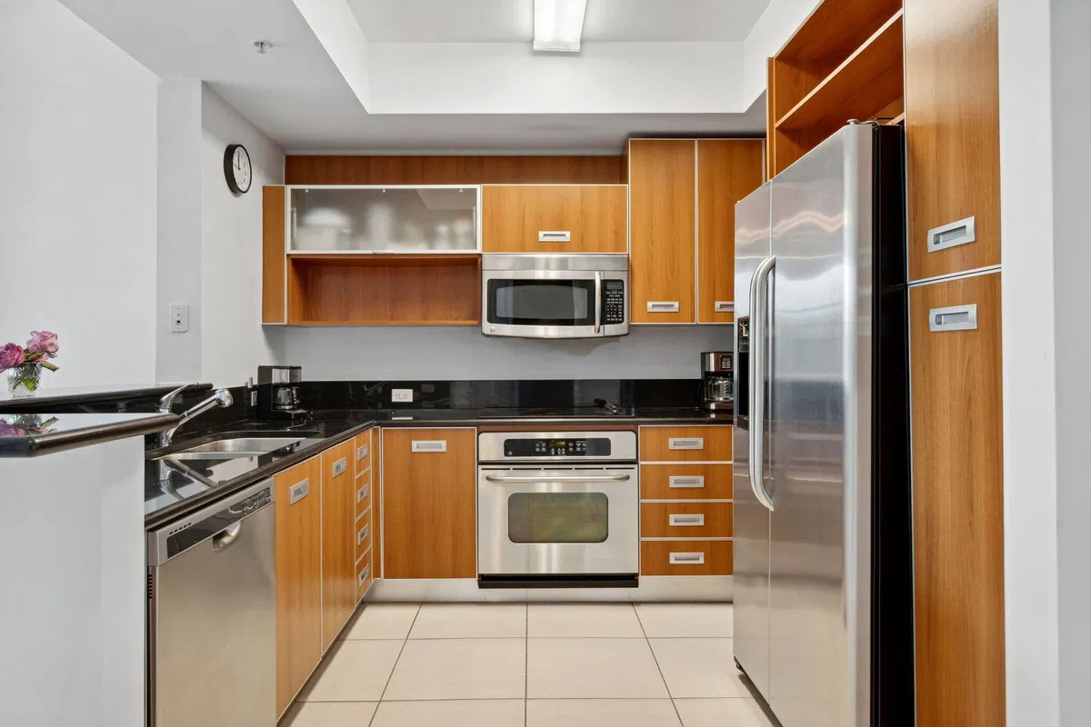 The Whitney Unit 414 photo 7