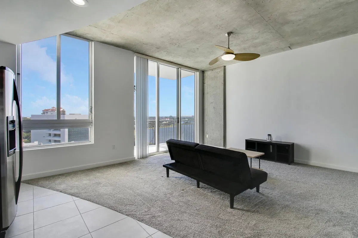 The Edge Unit 1116 photo 7