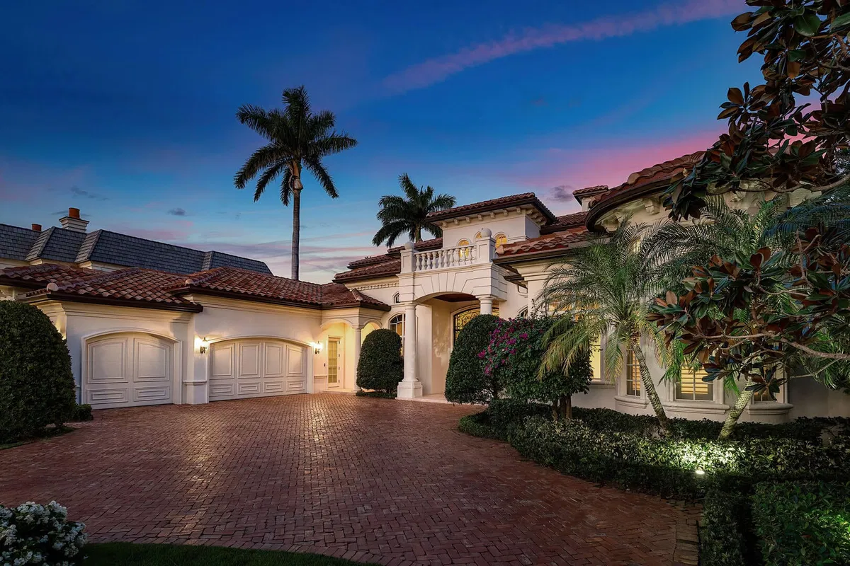 Royal Palm Yacht and Country Club Residence photo 52