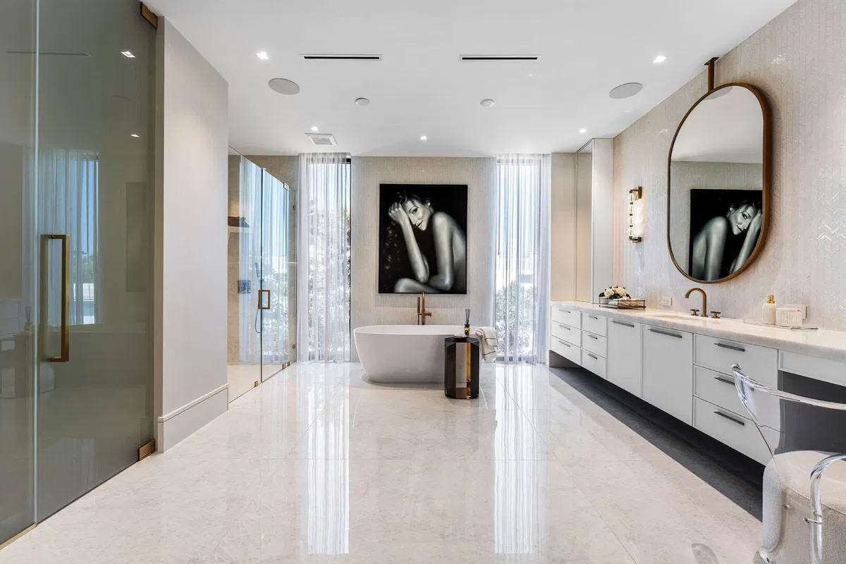 Royal Palm Yacht and Country Club Residence photo 58