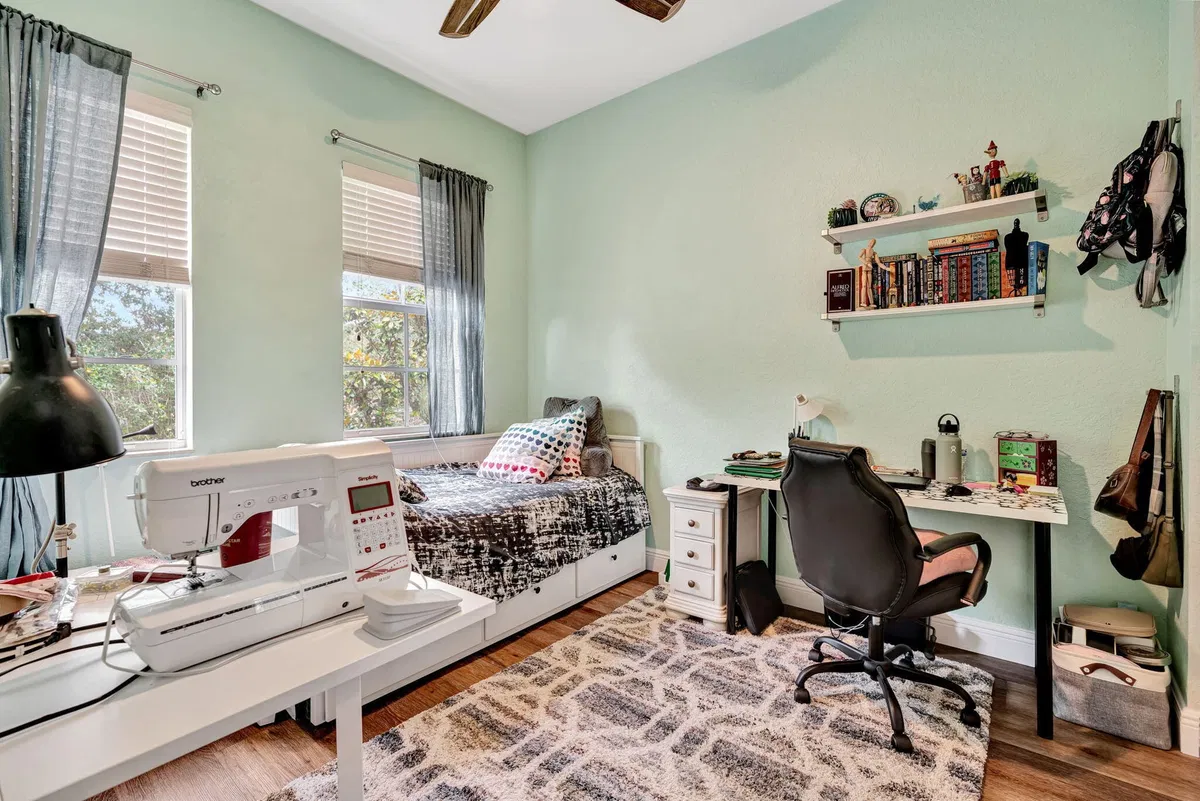 Canterbury Place Residence photo 34