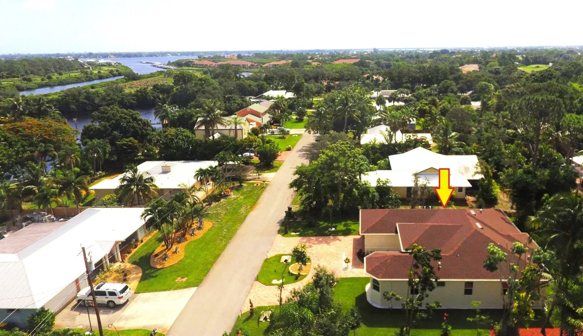 Residence photo 4