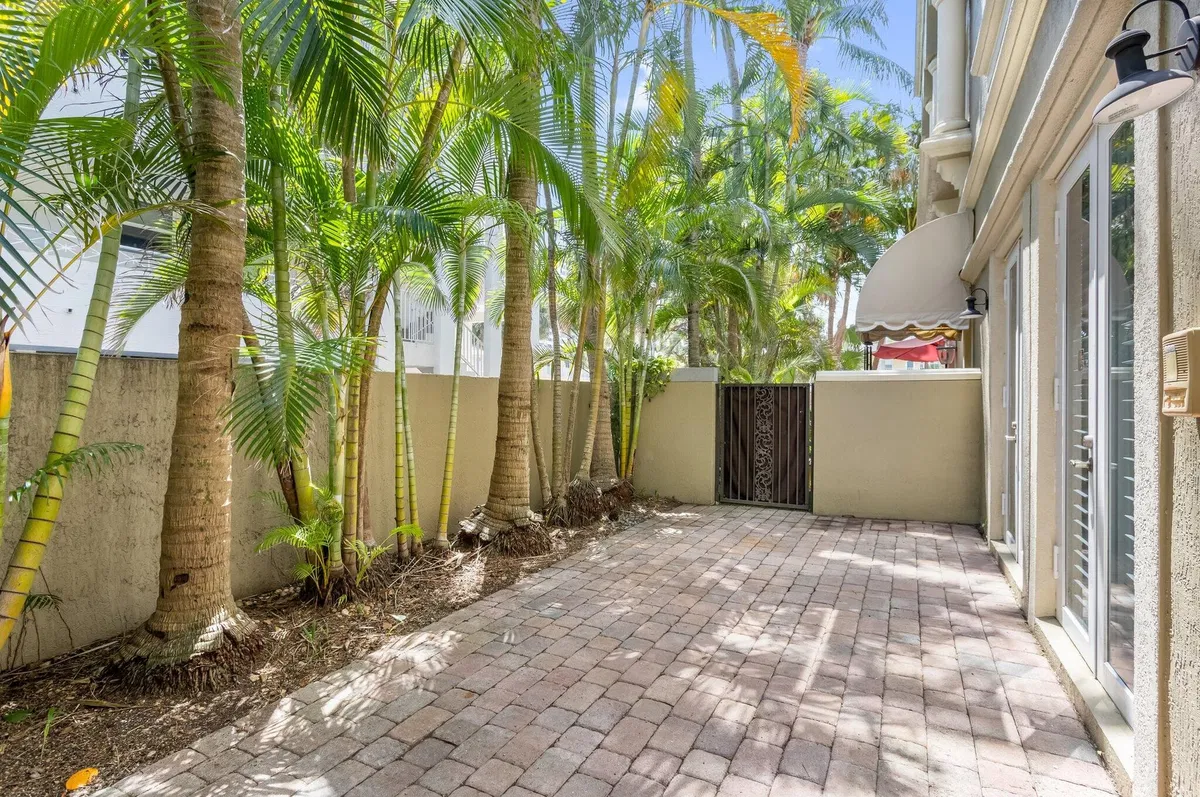 Saturnia Boca Raton Unit 11 photo 34