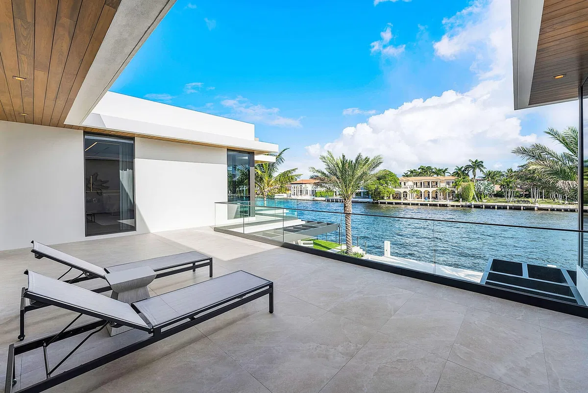 Royal Palm Yacht and Country Club Residence photo 46