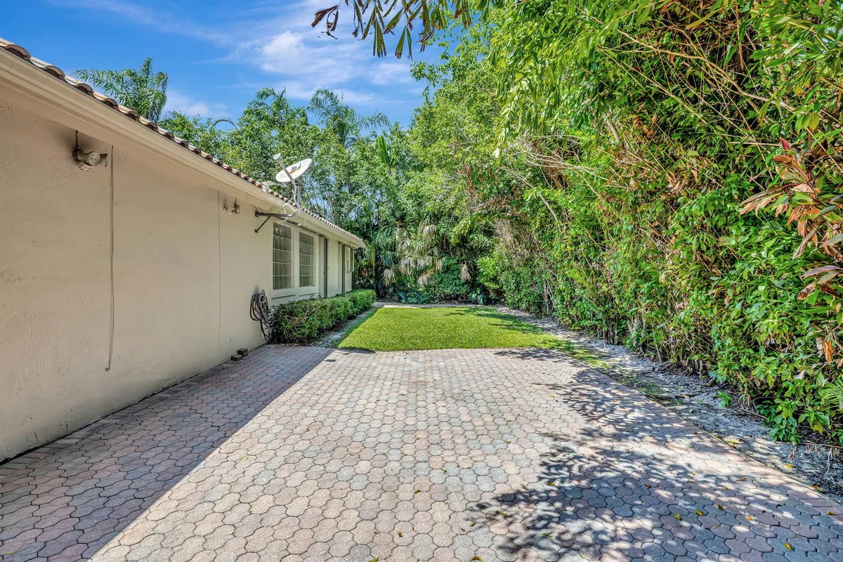 Boca Grove Residence photo 43