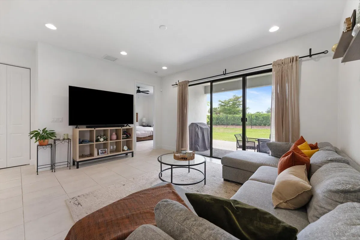 Residence photo 13