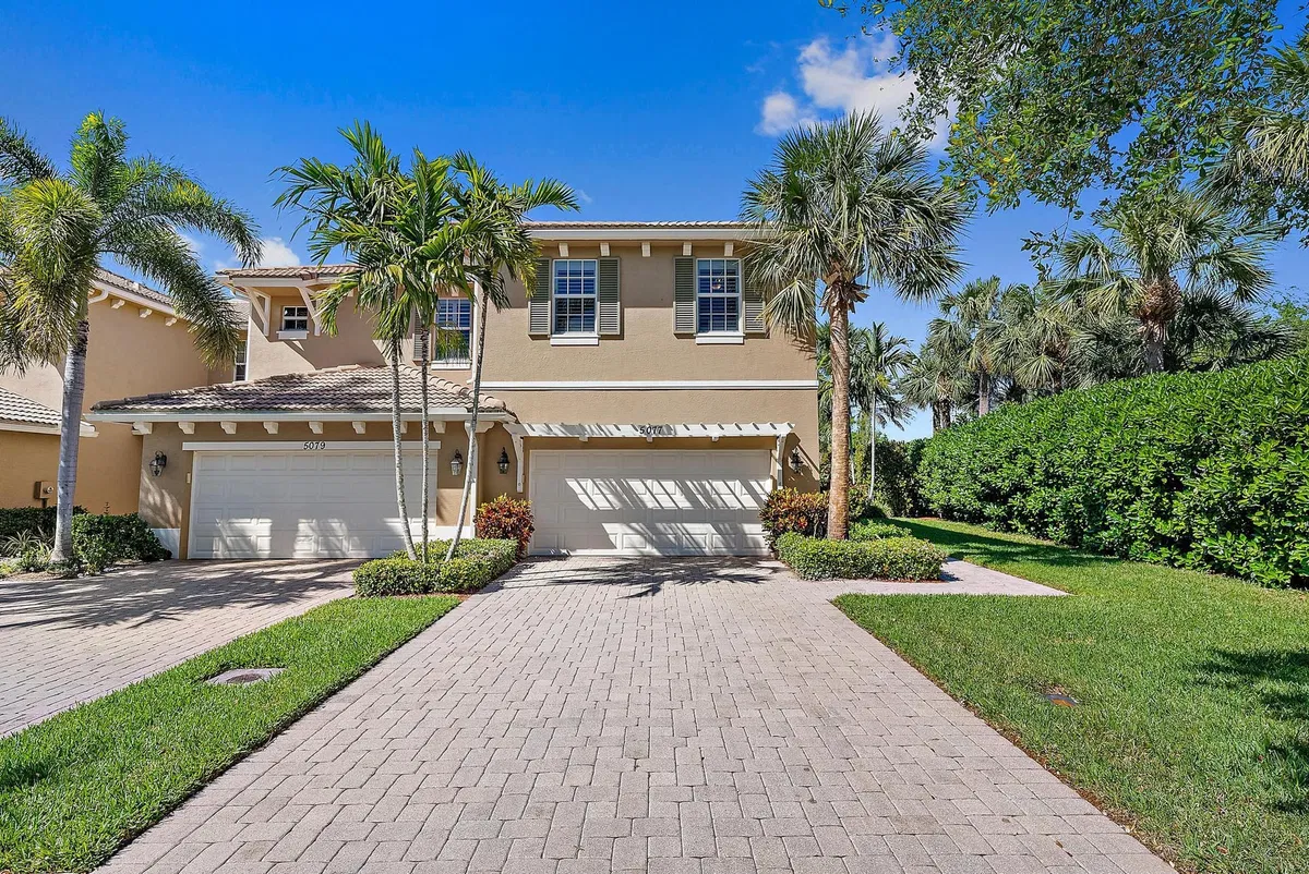 Paloma Palm Beach Gardens Residence