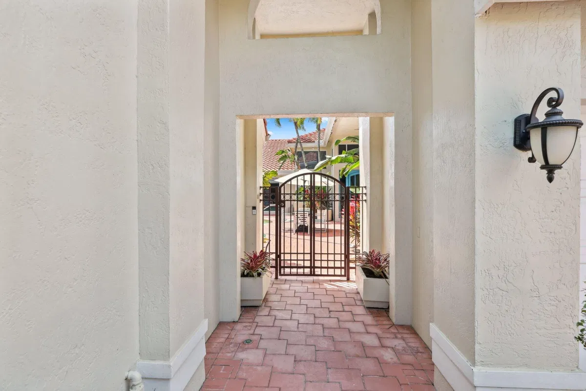 Boca Grove Residence photo 4