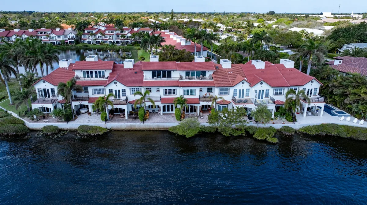 Palm Trail Delray Beach Residence