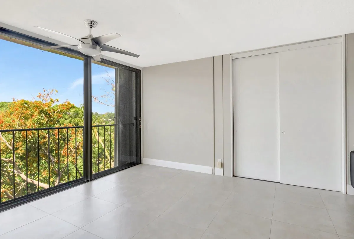 Boca Raton Unit 403 photo 13