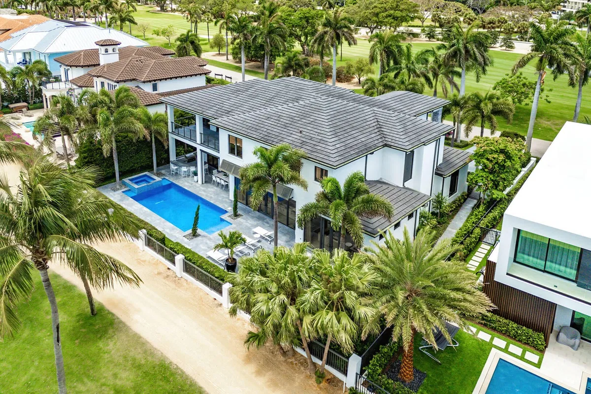 Royal Palm Yacht and Country Club Residence photo 94