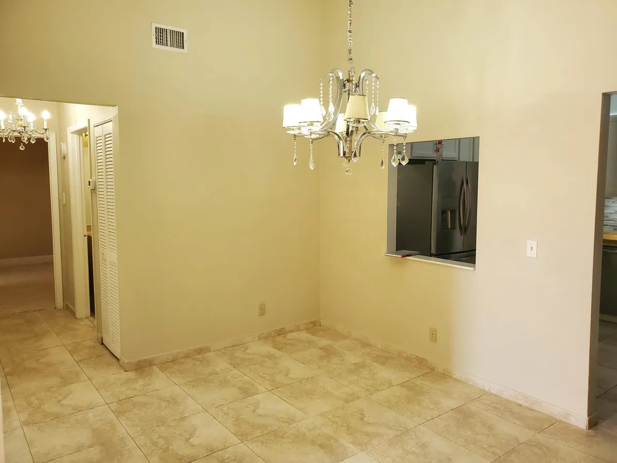  Residence photo 10