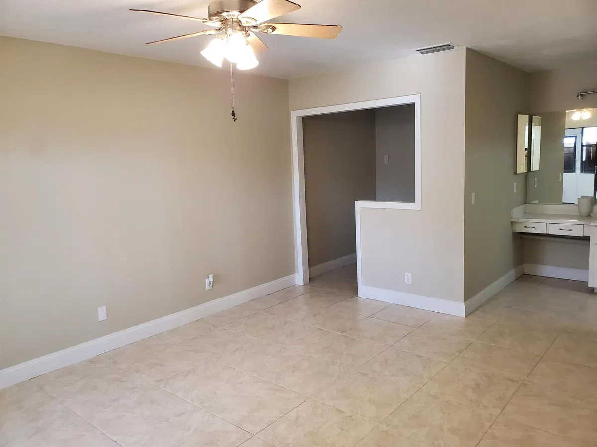  Residence photo 19