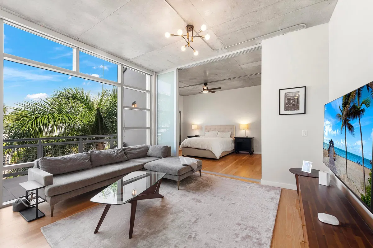 The Meridian Unit 405 photo 10