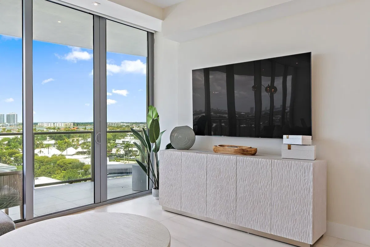 Amrit Ocean Resort & Residences Unit 906 photo 13