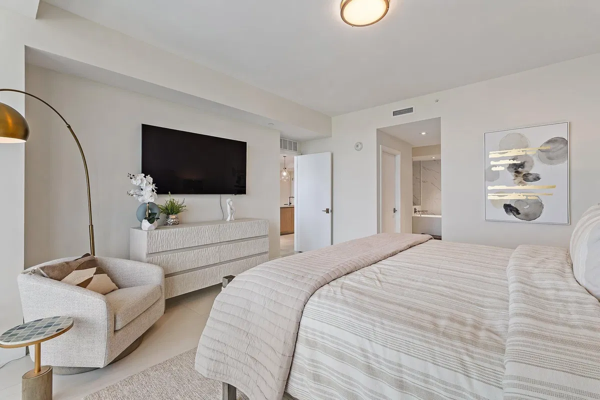 Amrit Ocean Resort & Residences Unit 906 photo 16