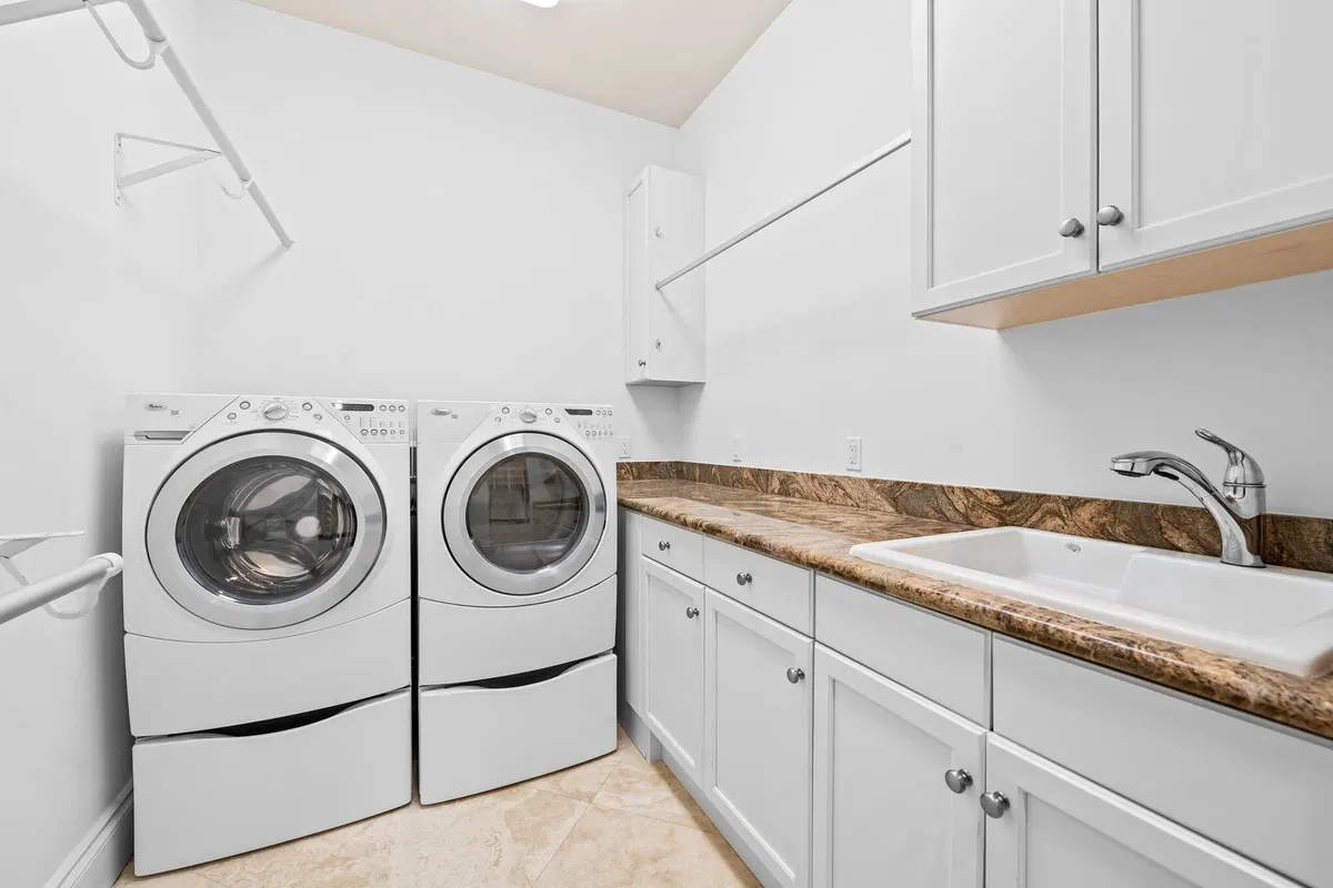 Boca Bath & Tennis Residence photo 31