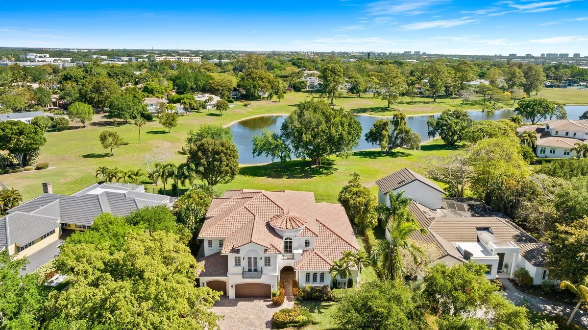 Boca Bath & Tennis Residence photo 43