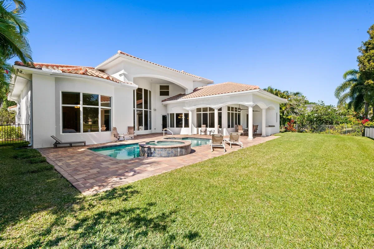 Boca Bath & Tennis Residence photo 46