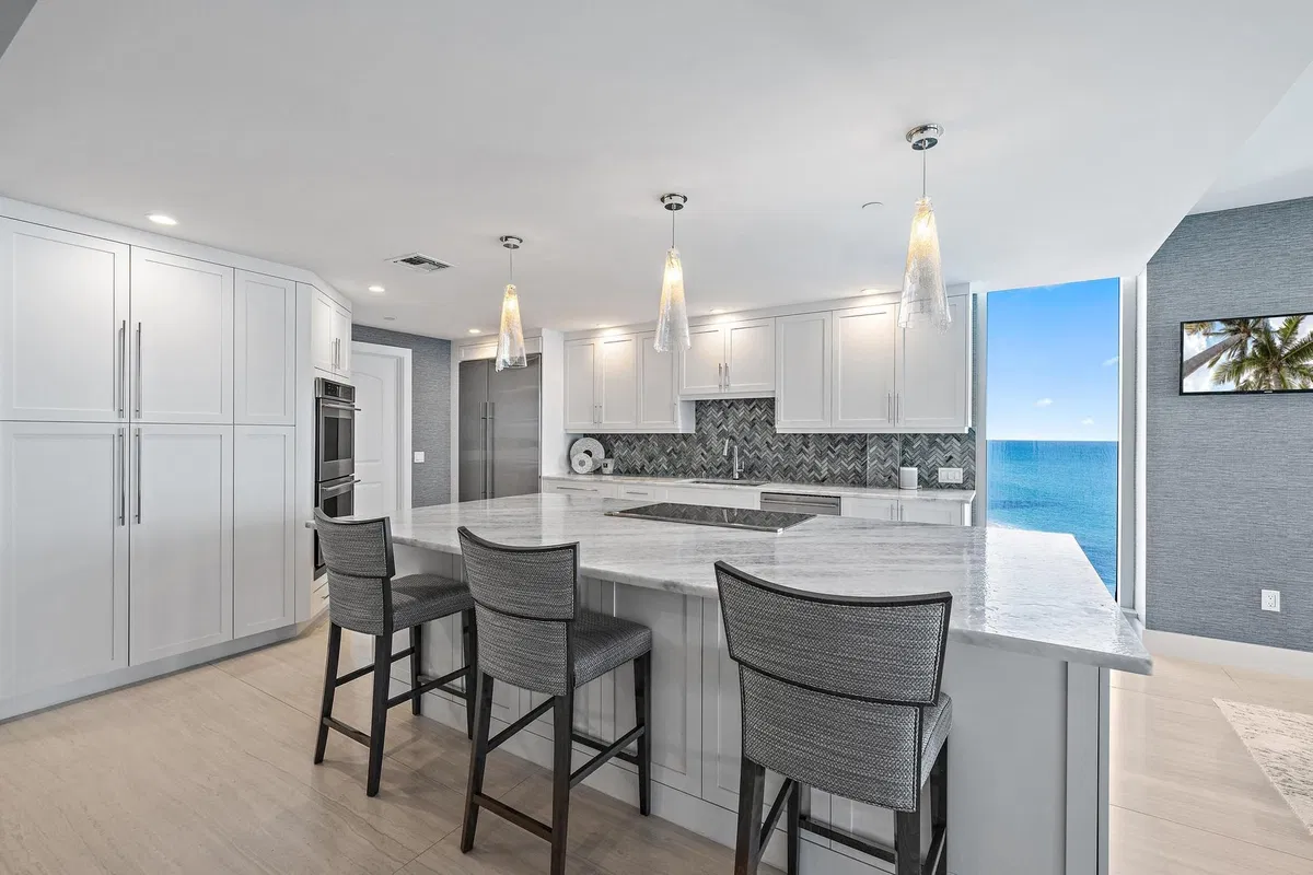 Beach Front at Singer Island Unit 1401 photo 10