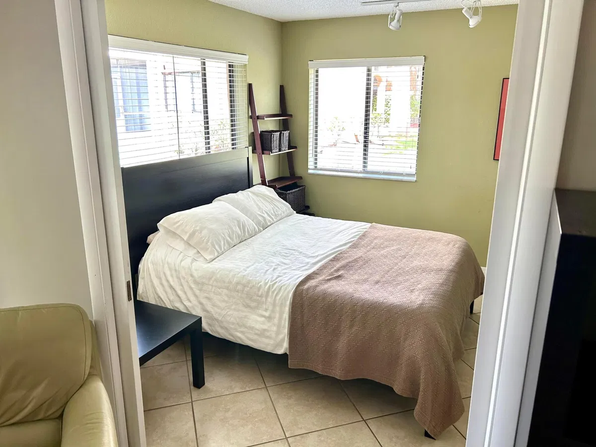 Unit 104 photo 4