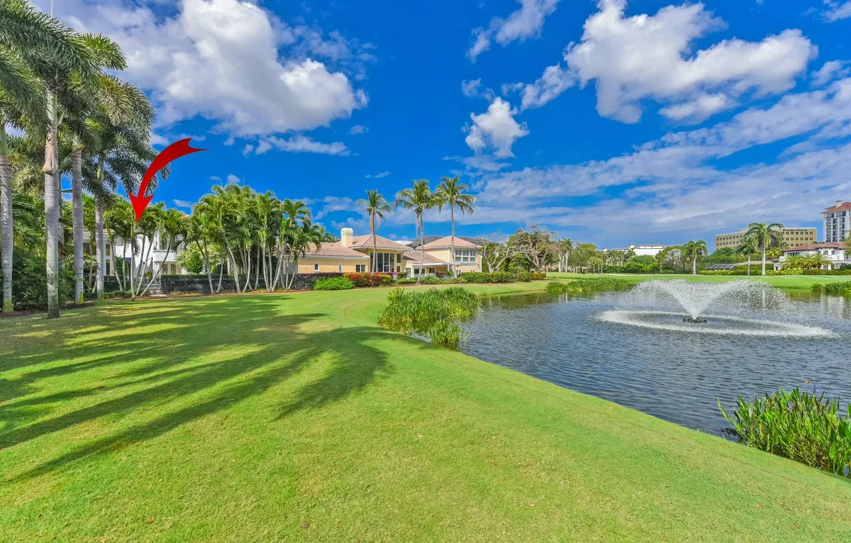 Royal Palm Yacht and Country Club Residence photo 10
