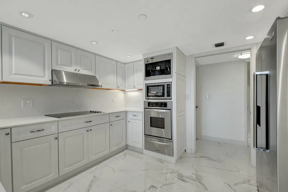 The Plaza of The Palm Beaches Unit Th4f photo 10
